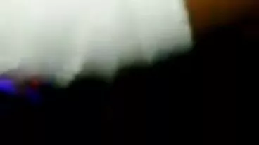 MILF סקסי נדפק על ידי ג'ורדי הצעיר