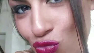 רכיבה בין-גזעית 69-ing והחלפת בוננזה בהצטיינות עם קפריס הקטנה