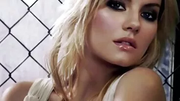 NubileFilms: Sweet And Sensual בפורנו HD עם אשלי וולף
