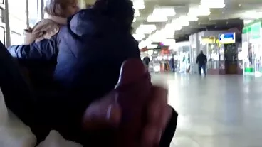 עבה וצמוד לטינה MILF טיפות את זה (???)!