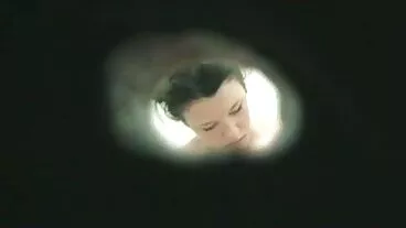 תיכון קראש מקבל הזמנה מוזרה